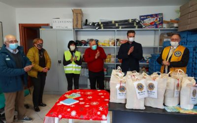 Consegna pacchi alimentari – LC Teramo, 13 dicembre 2020