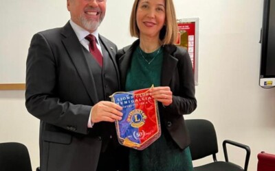 Donazione di microscopi – LC Senigallia, 27 febbraio 2023